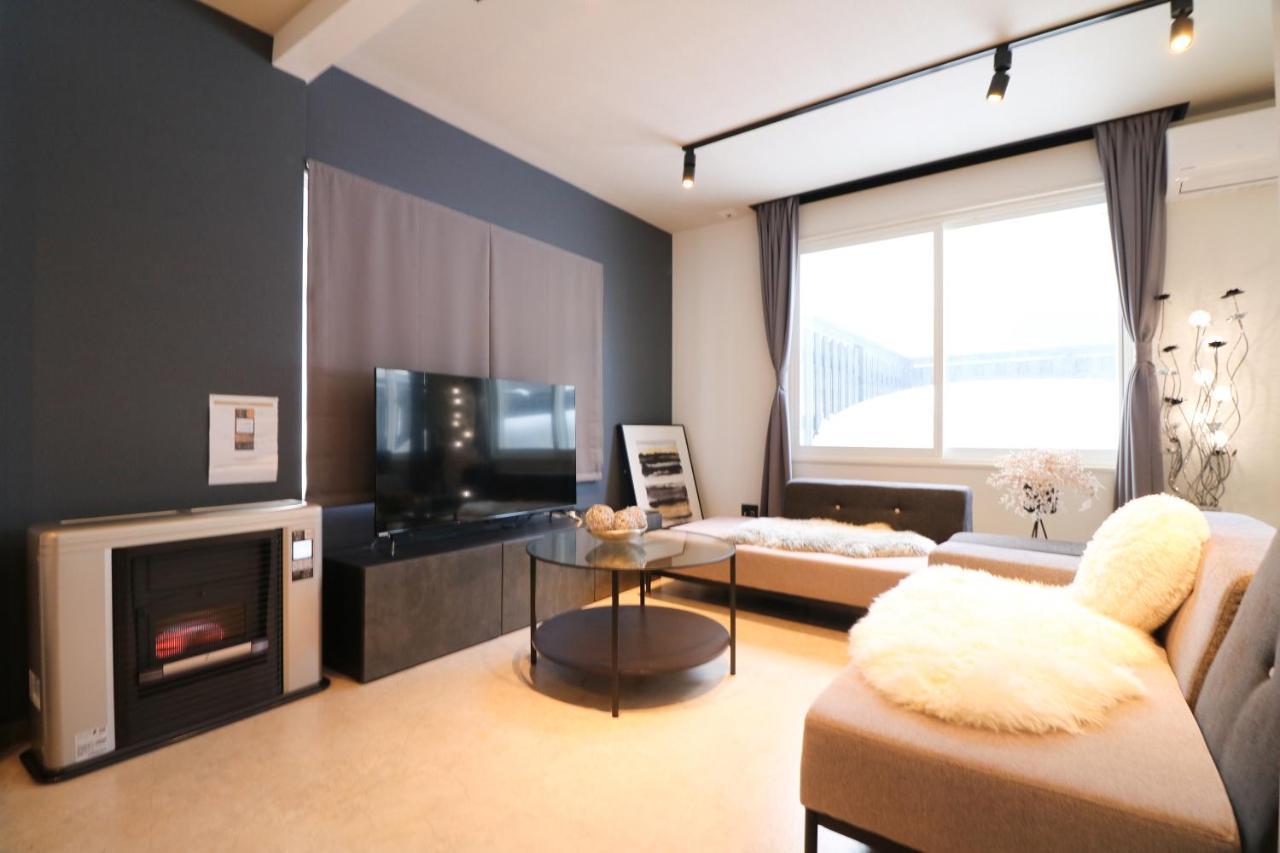 Sumikawa Hirata House Apartment Sapporo Bagian luar foto