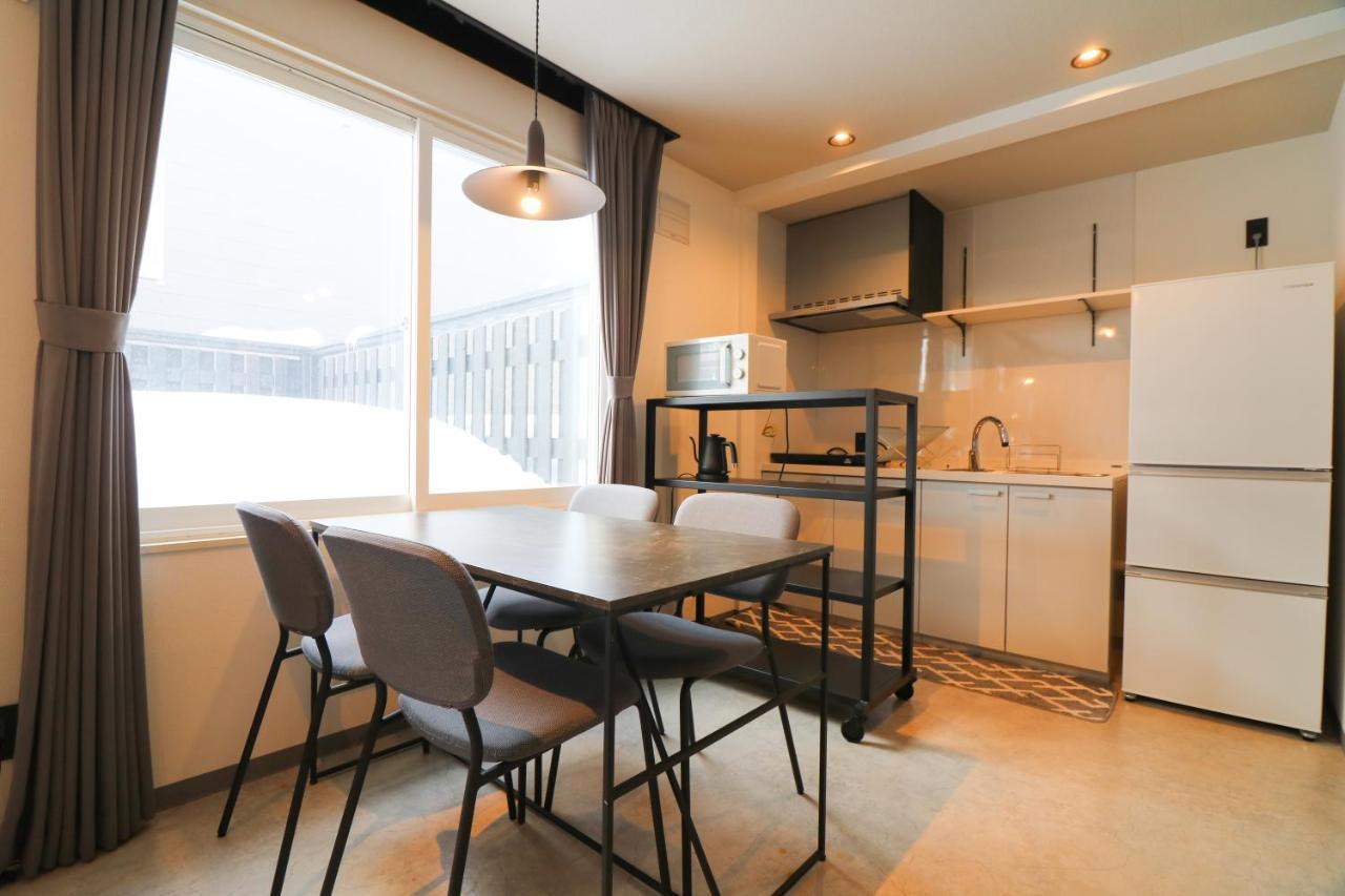 Sumikawa Hirata House Apartment Sapporo Bagian luar foto